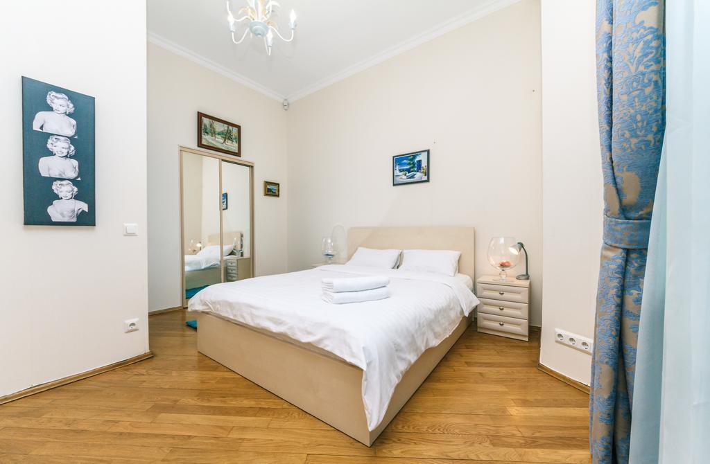 Apartament On Independence Square 키예프 외부 사진